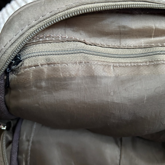 Fantasy beige backpack - Picture 4 of 8